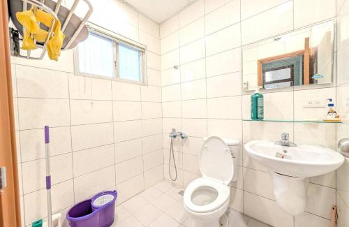 Tainan City Centre Casa | 南客ㄧ雙人,四人套房