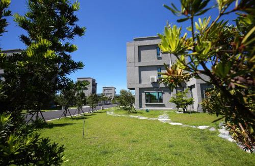 Ji'an Casa | 南海凱歌民宿獨棟庭園別墅 1烤肉打牌歡唱 2寵物友善 3聰明包棟-依人數提供相對應床位及房間數4近市區東大夜市