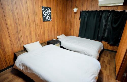Kosai Apartamento | 古民家一棟貸子犬と画家みんなの家