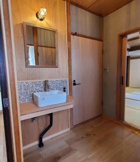 Etajimacho Kirikushi Casa | 古民家1棟貸し Kirikushi Coastal Village 自然に囲まれたのどかな島の宿