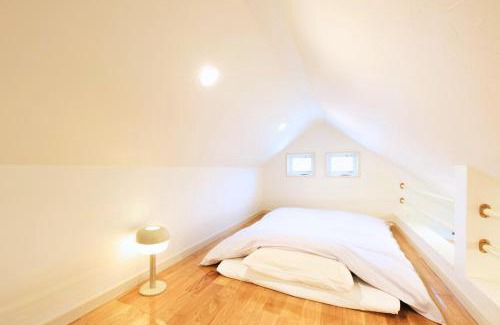 Gora Casa | 和光荘 Harmonious Light West