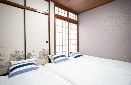 Naha City Centre Villa | 和風の二階建て一戸建て 国際通りまで500m