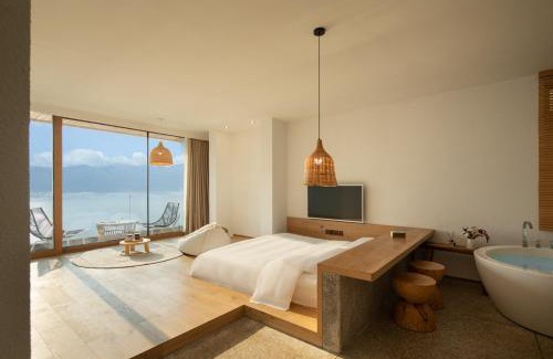 Manjiang Casa | 大理木兮半山Villa海景民宿