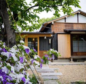 Nara Casa | 宿坊 れんじょう寺 奈良 Temple Stay Renjoji Nara