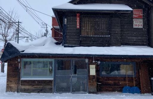 Asahikawa Apartamento | 宿泊×編集事務所×土産物店「あさひかわ編集室」