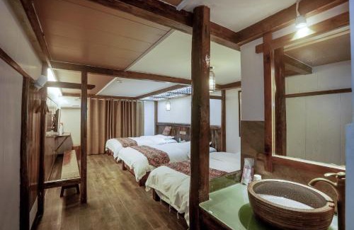 Wulingyuan Casa | 张家界畔山驿栈
