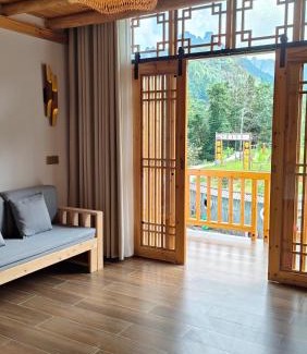 Wulingyuan Casa | 张家界竹奢民宿