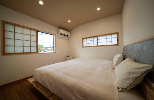 Fushimi Casa | 御屋 荷