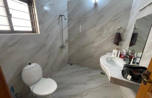 Loralai District Villa | 新能源协会宾馆