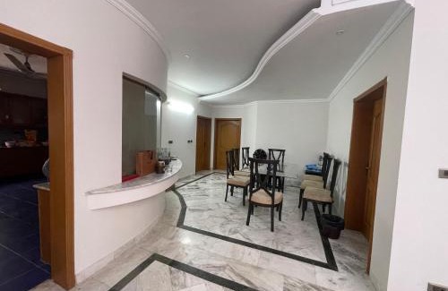 Loralai District Villa | 新能源协会宾馆