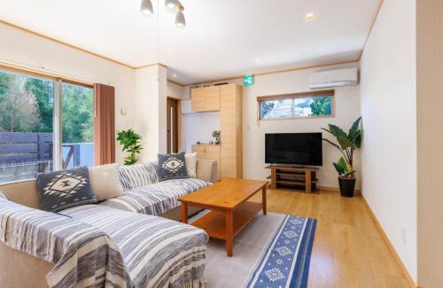 Nakama Casa | 新規オープンセール ビーチ徒歩7分 恩納村長期滞在 観光におすすめ A Blue house