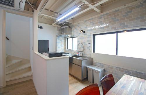 Nishi Villa | 旅タイム・西長堀 駅まで徒歩6分 USJ電車8分