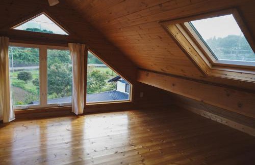 Nirasaki Apartamento | 日は沈みまた昇る