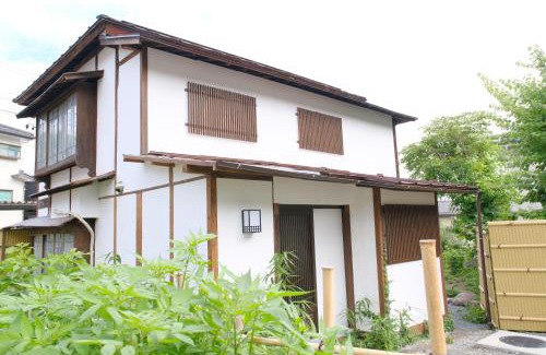 Nagano Casa | 昭和レトロが息づく狐白庵