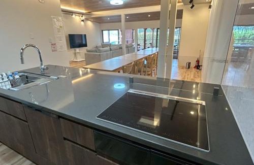 Hatsukaichi Casa | 時間を忘れる貸別荘レッドライン