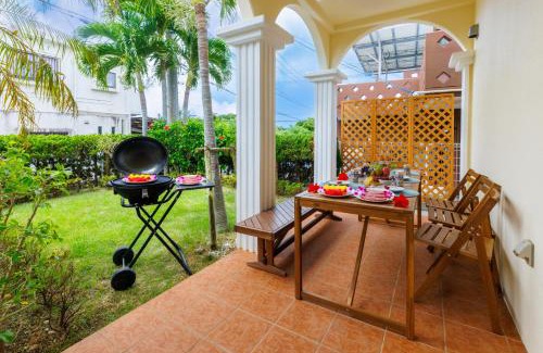 Yomitan Casa | 最大16名 BBQ可能 駐車場3台 シアタールーム付きのグループ旅行におすすめ宿 The MELIA