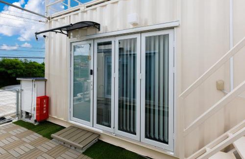 Okinawa Casa | 最大18名OK 南城市 百名の大型貸別荘 BBQ ビーチ近くでグループ滞在に最適 Seaside House Ichika
