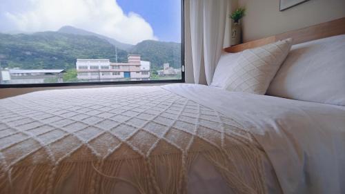 Jiaoxi Casa | 木Box田妍山色