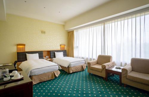 Dongshan District Complejo | 柳營尖山埤 Liuying Jianshanpi Resort