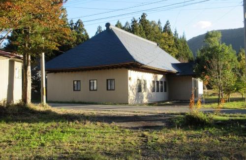 Inawashiro Casa | 民泊くま - 絵画の宿
