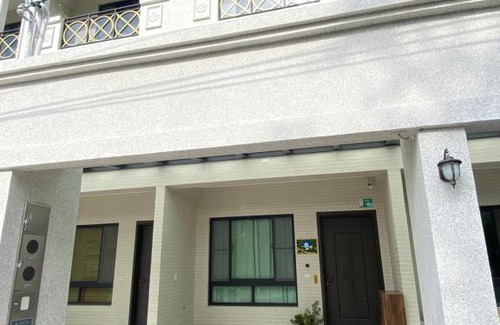 Yujing Casa | 派森家Pi-thon In House