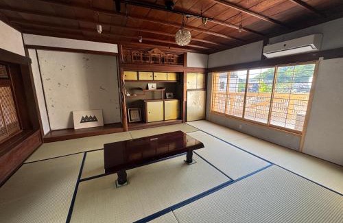 Sukumo Casa | 海と鉄 1日1組限定の宿