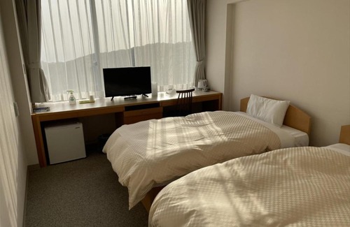 Yokosuka Hotel | 湘南リリーフ