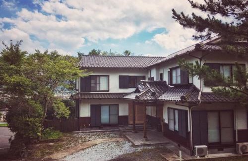 Yufuin Onsen Casa | 湯布院我楽珍民泊Yufuin Garakuchin