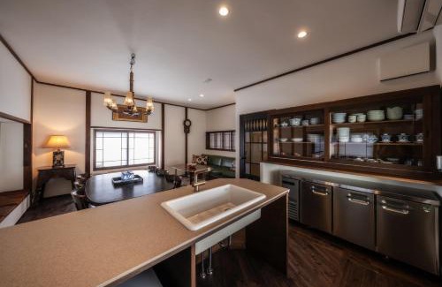 Dogo Hot Spring Apartamento | 源泉かけ流しの一棟貸しの温泉宿The Feet Dogo