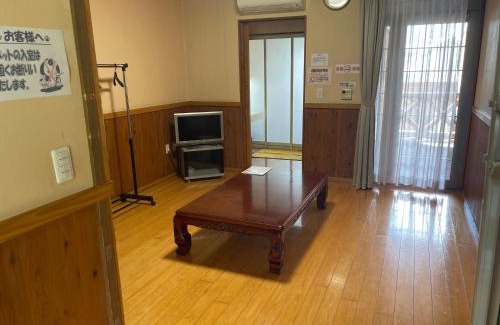Kikuchi Hotel | 源泉かけ流し離れの宿 きなっせ
