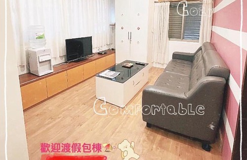 Dongshan Casa | 漫步河畔