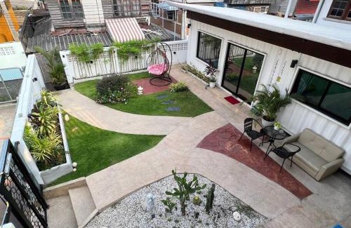 Bang Phlat Casa | 独立庭院 花园式的两卧两卫民宿 近mrt 2