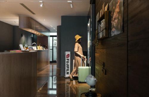 Tainan City Centre Casa | 珍遇珍寓 June June House-台南包棟民宿 8-14人可包棟-雙人房可訂-台南住宿電梯民宿