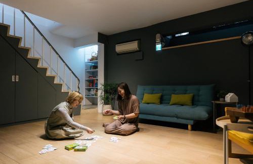 Tainan City Centre Casa | 珍遇珍寓 June June House-台南包棟民宿 8-14人可包棟-雙人房可訂-台南住宿電梯民宿