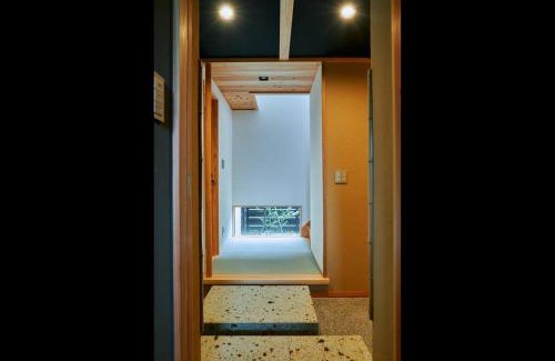 Atami Casa | 相模湾と熱海の街を一望できるサウナと半露天温泉の一軒家
