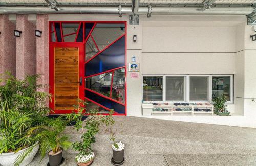 Suao Casa | 睡海邊包棟民宿 sleep on beach B&B