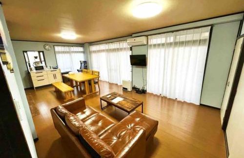 Hitachinaka Apartamento | 観光の拠点に最適!お魚市場近く!1棟貸切!カラオケルーム完備!