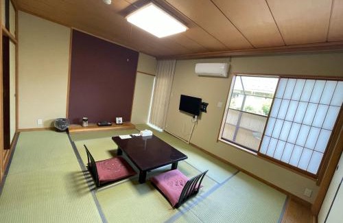 Isawa Onsen Casa | 貸切温泉風呂付 ゲストハウス璃洛-りらく- 石和温泉 日本式宿 健康朝食付