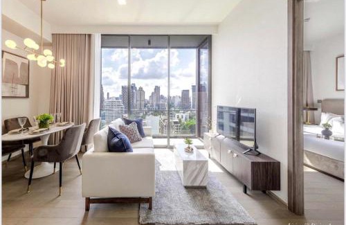 Khlong Toei Nuea Apartamento | 超豪華阿索克公寓可入住 4 人，面積 80 平方米，方便前往大皇宮地鐵站 BTS