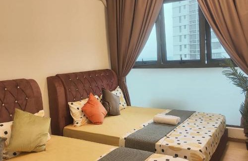Central District Apartamento | 轻奢风三房三厕休闲套房6-12人适合家庭入住 金海湾 Danga Bay