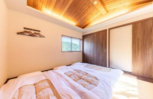 Yumoto Apartamento | 郷隅美悦 - Kyo Gu Bi Etsu