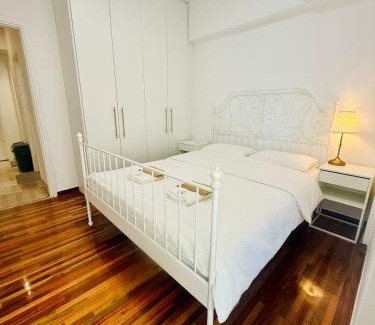 Palaio Faliro Apartamento | 雅典南部海滨2km的舒适宽敞公寓