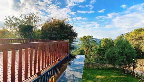 Emei Cabina | 雲彩小屋Clouds Camping House