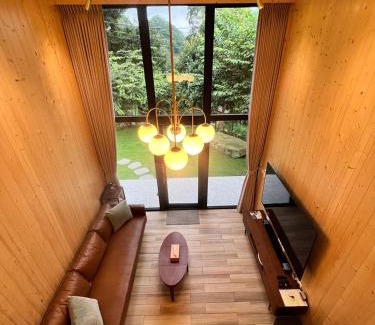 Emei Cabina | 雲彩小屋Clouds Camping House