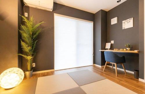 Naha City Centre Villa | 駐車場にコインランドリー畳部屋にお布団も敷けます最上階4階Room