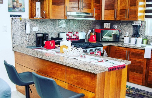 Ensanche Ozama Apartamento | 🔑ꜱᴇʟꜰ-ᴄʜᴇᴄᴋɪɴɢ+ꜰᴀꜱᴛ-ɴᴇᴛ+ᴀʟᴇxᴀ+ꜱᴍᴀʀᴛ-tᴠ+ᴀ/ᴄ+ᴴᵒᵗʷᵃᵗᵉʳ🚿