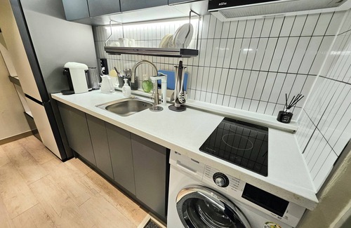 Yongin Apartamento | 감성복층 주차무료 빔프로젝트 스탠바이미 명지대5분 용인대 에버랜드 용인민속촌 역북지구내 역북동 용인시청