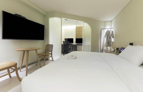 Daeyeon-dong Hotel | 뮤트호텔 대연 MUTE HOTEL Daeyeon Busan