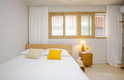 Seongsu Apartamento | 서울 성수 건대역 독채 방3개 각방 에어컨 완비 가족 친구 여행 최적 Private 3-BR House near Seongsu & Konkuk Univ Stations