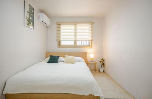 Seongsu Apartamento | 서울 성수 건대역 독채 방3개 각방 에어컨 완비 가족 친구 여행 최적 Private 3-BR House near Seongsu & Konkuk Univ Stations